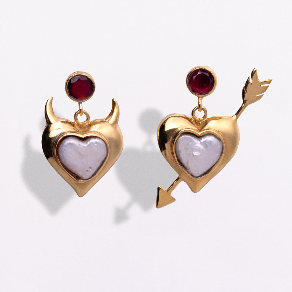 Venosa Earrings Gold – Mudd Pearl display picture 1