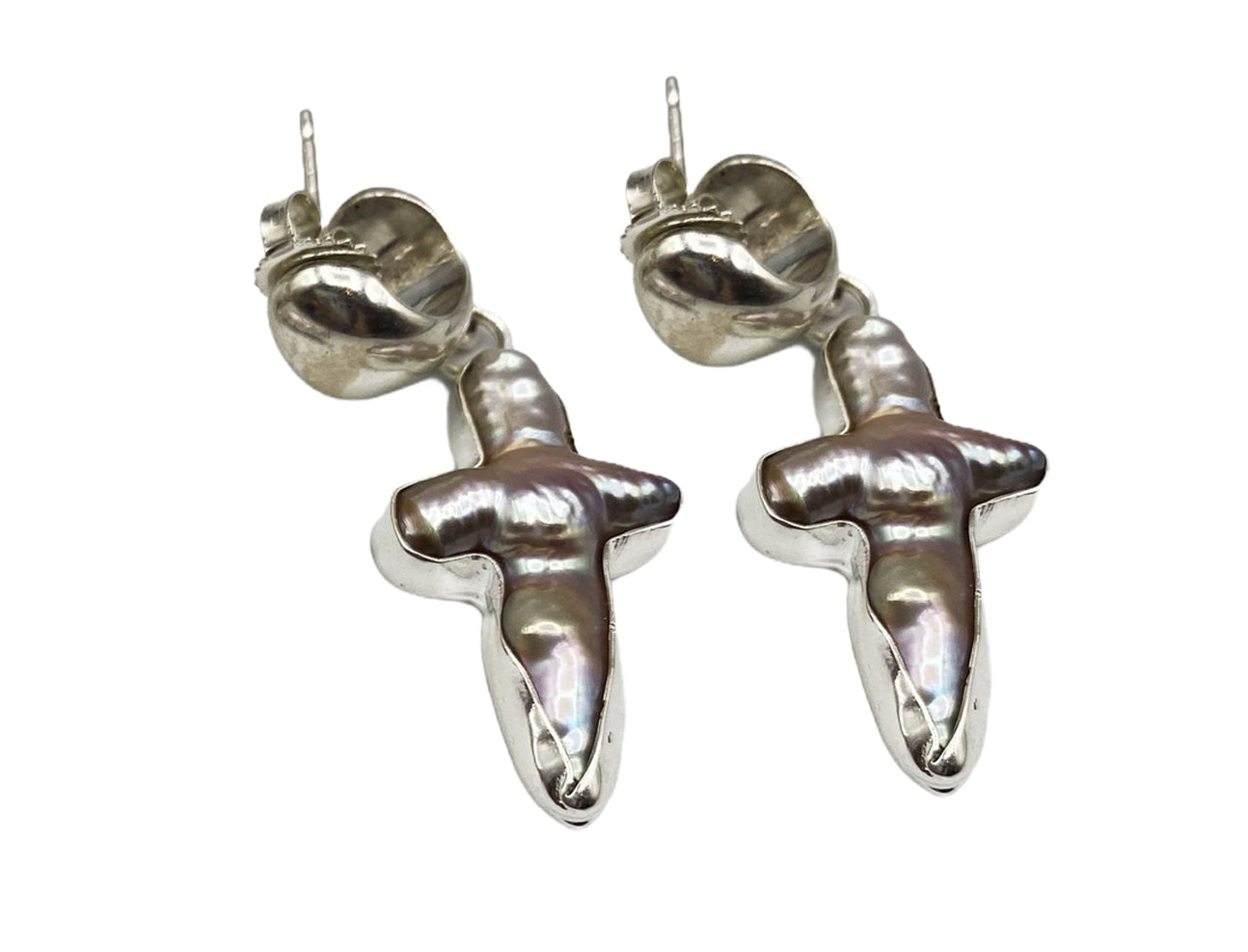 *日本未発売激レア* OHT NYC Silver Pearl Cross Earrings 日本未発売激レア* OHT NYC Silver Pearl Cross Earrings