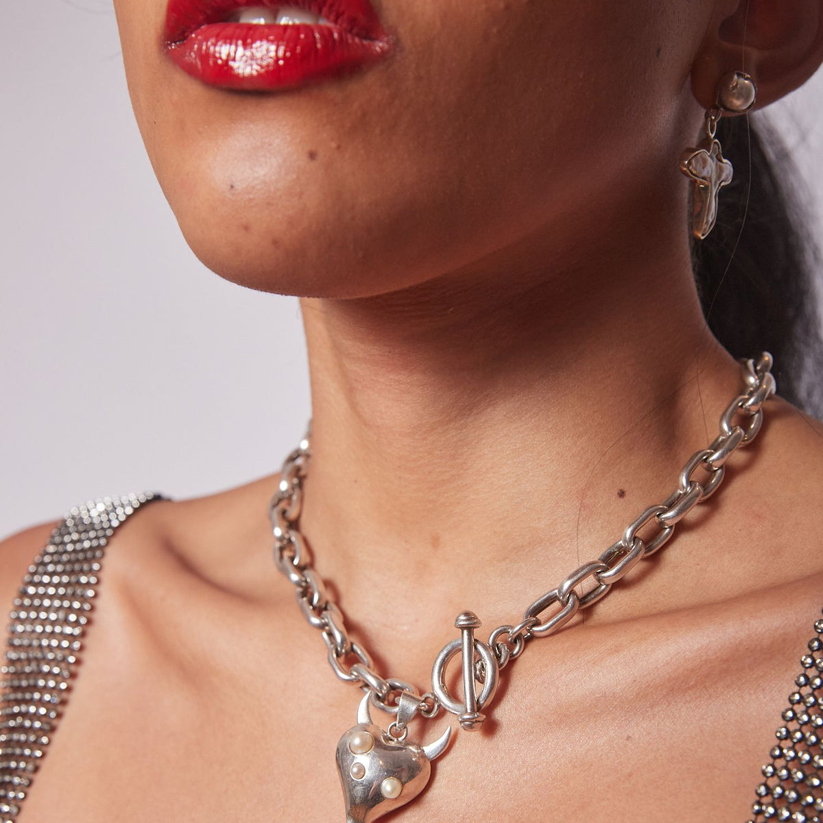 tcZw428E_1200x1200_crop_center